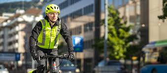 Die Debatte Um Die Helmpflicht Veloplus Blog