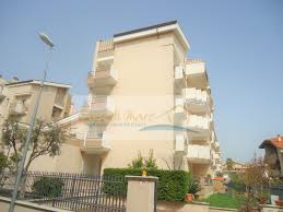 A tortoreto lido un numero elevato su 189 alloggi vacanza sono appartamenti vacanza, che rappresentano 62.61% delle opzioni di soggiorno disponibili. Appartamento In Vendita A Tortoreto Cod 302