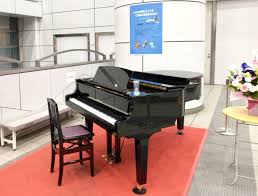 ストリートピアノ