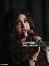 Jade Bartlett's Instagram, Twitter & Facebook