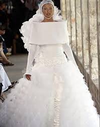 Pin On The Most Outrageous Inappropriate Ugliest Wedding Gowns That Should Never Have Happened