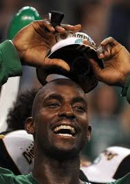 Celtics history: Banner 17 won; Bias drafted; Jones, Ray born