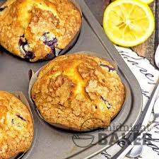 These Huge And Delicious Blueberry Muffins Are So Good They Won T Last Long Take Advantag Bakery Style Blueberry Muffins Blue Berry Muffins Bake Sale Recipes