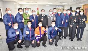 He is the first and incumbent mayor of the newly established taoyuan city, having served since 25 december 2014. Ut9l49l7zilotm