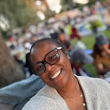 what are the largest bags that meet airline requirements for flying with  children to school?