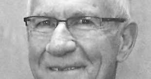 Mary Brey's Instagram, Twitter & Facebook