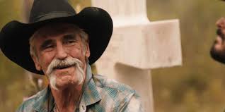 The Connection Between Yellowstone's Lloyd Actors Makes The Younger Lloyd's  Casting Even More Perfect