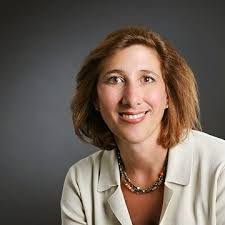 Tara Carden's Instagram, Twitter & Facebook