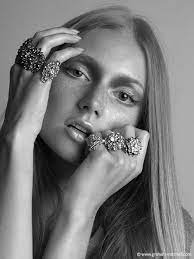 Fashion Inspiration Jewellery In Black And White Fashion Jewelry Editorial Jewellery Fashion Shoot Fashion Photography