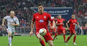 Der fußballer, der bei der em die große hoffnung seines heimatlandes polen ist, heiratete vor acht jahren seine anna. Robert Lewandowski Vermogen Gehalt Beim Fcb 2021