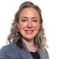 Jennifer Ormiston's Instagram, Twitter & Facebook