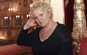 Jose carreras is calaf, eva marton is aria da la carmen con katia ricciarelli a cortina incontra 2011, dialogo con marino bartoletti. Katia Ricciarelli E Il Vizietto Del Videopoker Se Mi Vedete Giocare Non Chiedete Autografi
