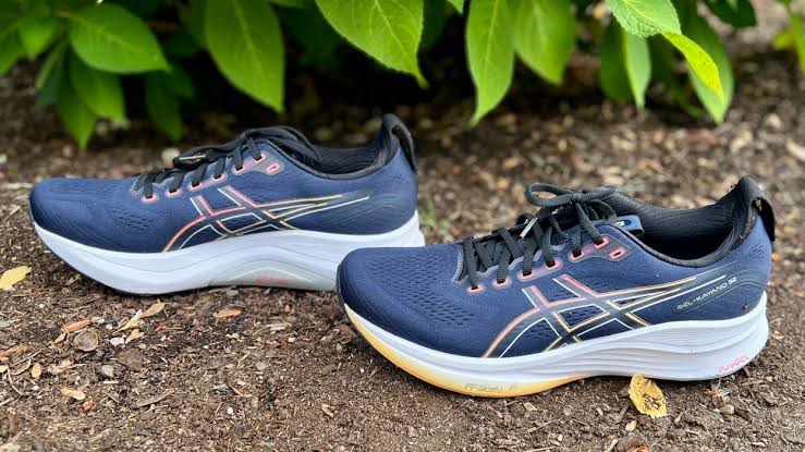Guiding You Home in the ASICS Gel-Kayano 32 Review - Run Oregon
