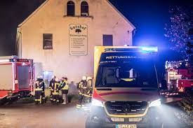 Ihre auflage wird 2013 mit 25 millionen angegeben. Freiwillige Feuerwehr Grossschirma Beitrage Facebook