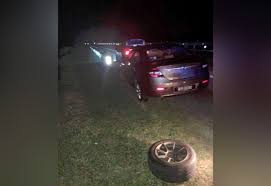Sebab kereta itu merupakan kereta baharu saya, kata ernie kepada mstar online yang enggan berkongsi jenama kereta itu. 20 Kereta Langgar Kayu Berpaku