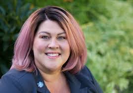 Gretchen Schaefer's Instagram, Twitter & Facebook