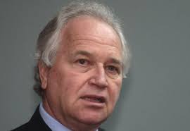 Ejecutivo nombra a Francisco Eguiguren como embajador en Andorra