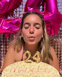 MARTA ANTONIO (@martantoniomoya) • Instagram photos and videos