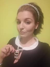 Anne is a constant inspiration and even if she didn't inspire you to chase  your dreams, we bet you know someone like her who did/does! 🤗  www.anneofgreengables.com