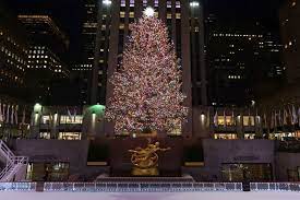 Entertainers In The Rockefeller Christmas Tree Lighting 2021 Rockefeller Center Tree 2021 Tree Lighting History People Com