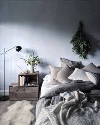 You guys asked for it! These Hacks Make It Easy To Style Your Bed On The Floor Bed On The Floor Mattress On Floor Bedroom Inspirations