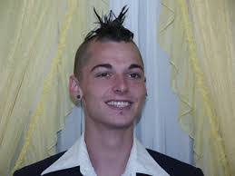 Derek Tessier's Instagram, Twitter & Facebook