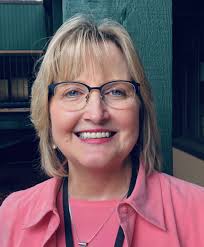 Linda Swoboda's Instagram, Twitter & Facebook