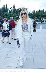 Should you need any support or advice, don't. Ta Flat Papoytsia Poy Forese H Anna Bissh Sto Show Dior Moda Eidhseis