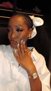 I feel much happier🥰, 2025 has felt like a different year each month but  I’m sooooo proud of my growth. , What lessons have your learnt so far this  year? Big or small let’s hear it all! , DROP IN THE ...