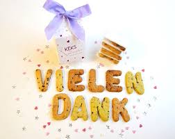 Einfach Mal Danke Sagen Warum Nicht Einfach Mit Einer Sussen Keksbotschaft Liebe Geht Ja B Geschenk Bilder Muttertagsgedicht Fur Kinder Geburtstags Dankeschon