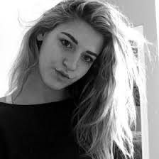 Emma Blatt's Instagram, Twitter & Facebook