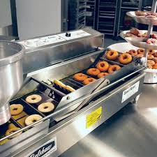 Vintage Donut Maker Commercial Google Search Mini Donuts Maker Donut Maker Mini Donut Recipes