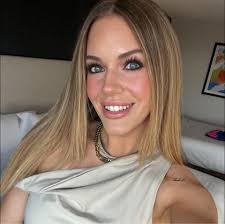 What are some birthday party ideas for an 8 year old girl?