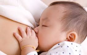 Mẹ có thể bị thiếu sắt khi đang cho con bú không?