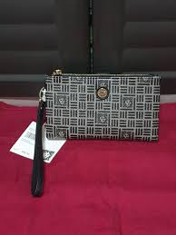 You'll find plenty of useful details on lion logo ranging from price to quality simply by reading the reviews! Anne Klein Lion Logo Wristlet Wallet Women S Fashion Bags Wallets Wallets Card Holders On Carousell
