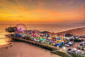 Situated on santa monica bay, it is bordered on. Santa Monica Pier Alle Infos Hier Auf Usa Info Net