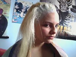 How to highlight your hair at home: Make Your Hair Platinum Blonde White How To Make A Coloring Dying