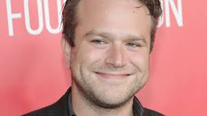 Be kind alwaysproverbs 11:16 a kindhearted woman gains honor, but ruthless men gain only wealth.matthew henry. Endlich Robin Williams Witwe Kinder Beenden Erbstreit Promiflash De