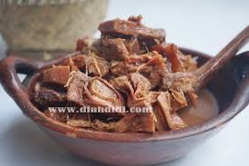 Kadang juga ditambah tetelan sapi atau ayam agar terasa lebih gurih. Diah Didi S Kitchen Tips Agar Gudeg Coklat Dan Legit