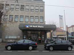 Wenn sie erfahrungen mit diesem unternehmen gesammelt haben, teilen sie diese hier mit anderen seitenbesuchern. Volksbank Alzey Worms Eg Filiale Gonsenheim In Der Stadt Mainz