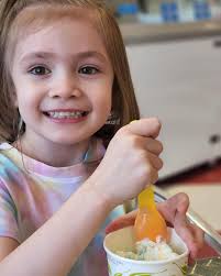 Snax Gourmet Ice Cream & Hot Dogs‎