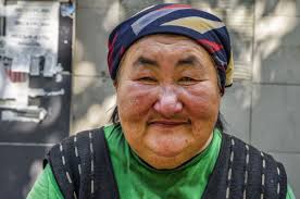 Bildet : Mann, person, mennesker, kvinne, portrett, Asia, menneskelig,  ansikt, hode, bart, senior, jockey, arbeider, ansiktshår 4928x3264