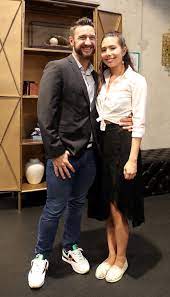 Feng ya ou (múmia) 3. Igy El Egyutt Budapesten Shane Tusup Es Uj Kedvese Courtney Blikk