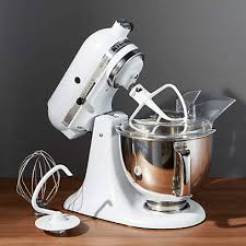The kitchenaid artisan stand mixer offers 10 different mixing speeds, so you can get the right consistency that your recipes require. Kitchenaid Artisan Series 5 Quart Tilt Head Matte White Stand Mixer Reviews Crate And Barrel