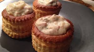 Bouchees A La Reine Au Thon Et Champignons Recette De Bouchees A La Reine Au Thon Et Champignons Marmiton
