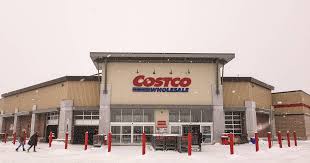Most christmas day hours are 9:00 am to 6:00 pm (call ahead). What S Open On Christmas Eve 2020 Stores Restaurants More Still Open Thrillist