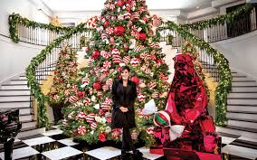 Annual white house christmas decorations budgets. How Celebrities Compete To Win The Holiday Decorating Olympics
