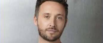 Fashion Star' cuts Nicholas Bowes after clash with Jessica Simpson