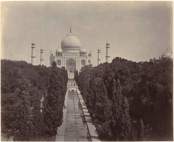 The gardens of Mughal architecture - The Hindu