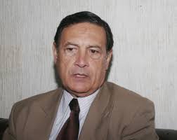 Sindicatos denuncian irregularidades en contrato de reaseguros del INS •  Semanario Universidad